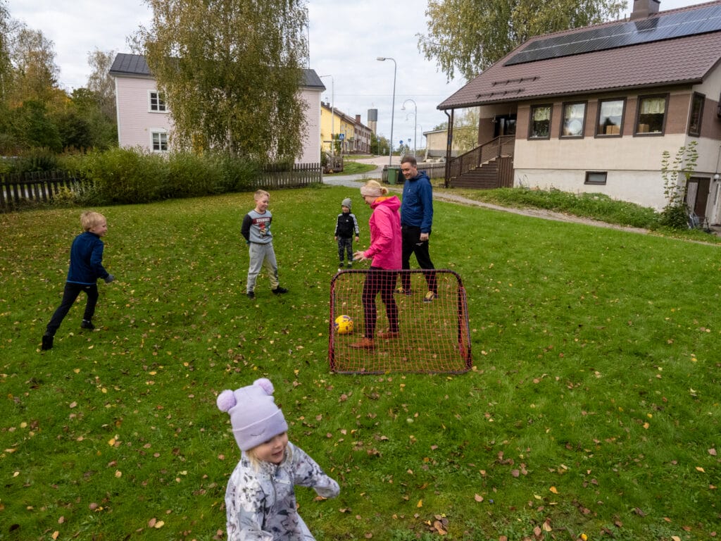 Krister ja Janina Niemen perhe, Jämsänkoski 2024.